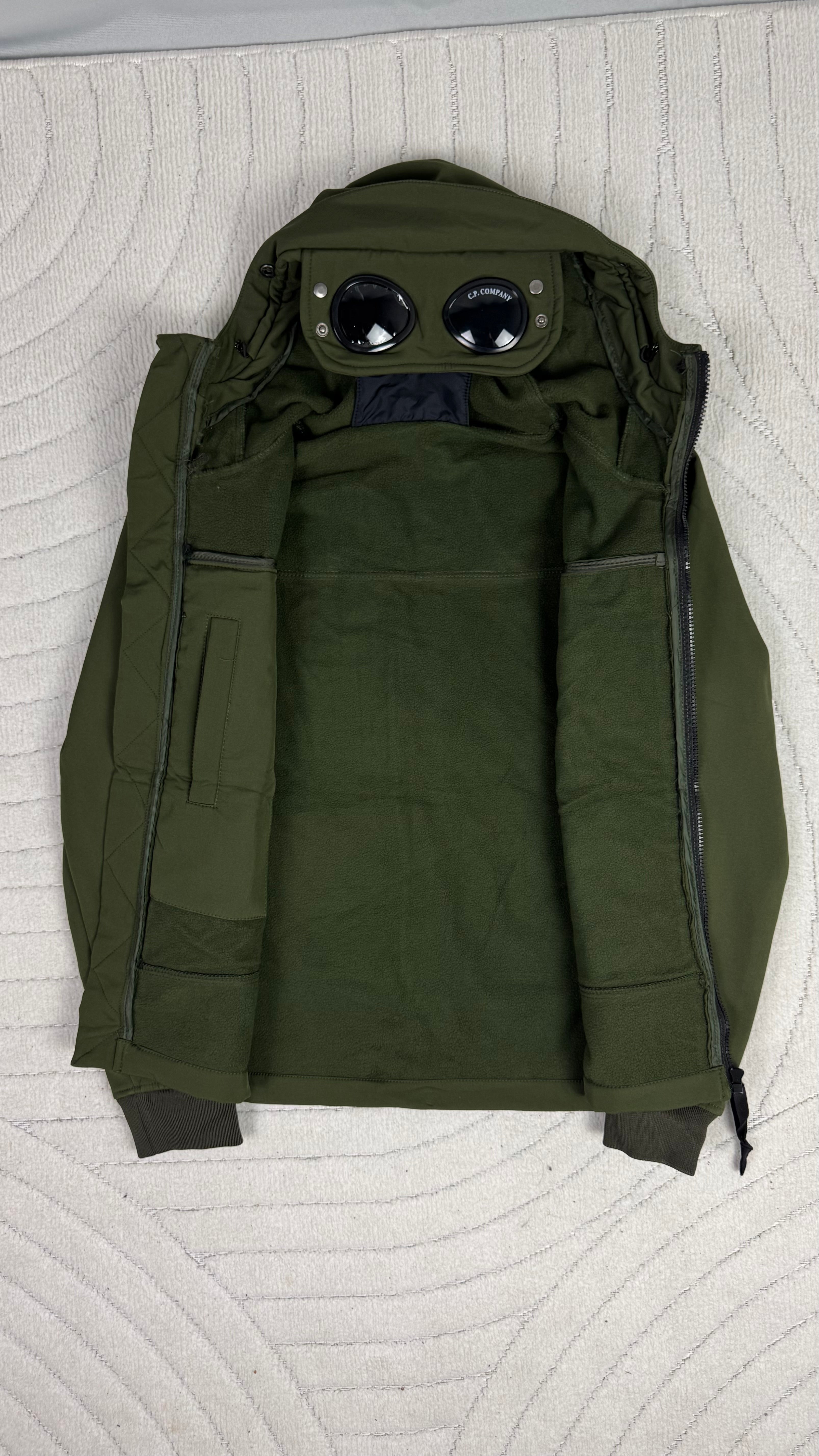 10. Veste CP à lunette softshell kaki