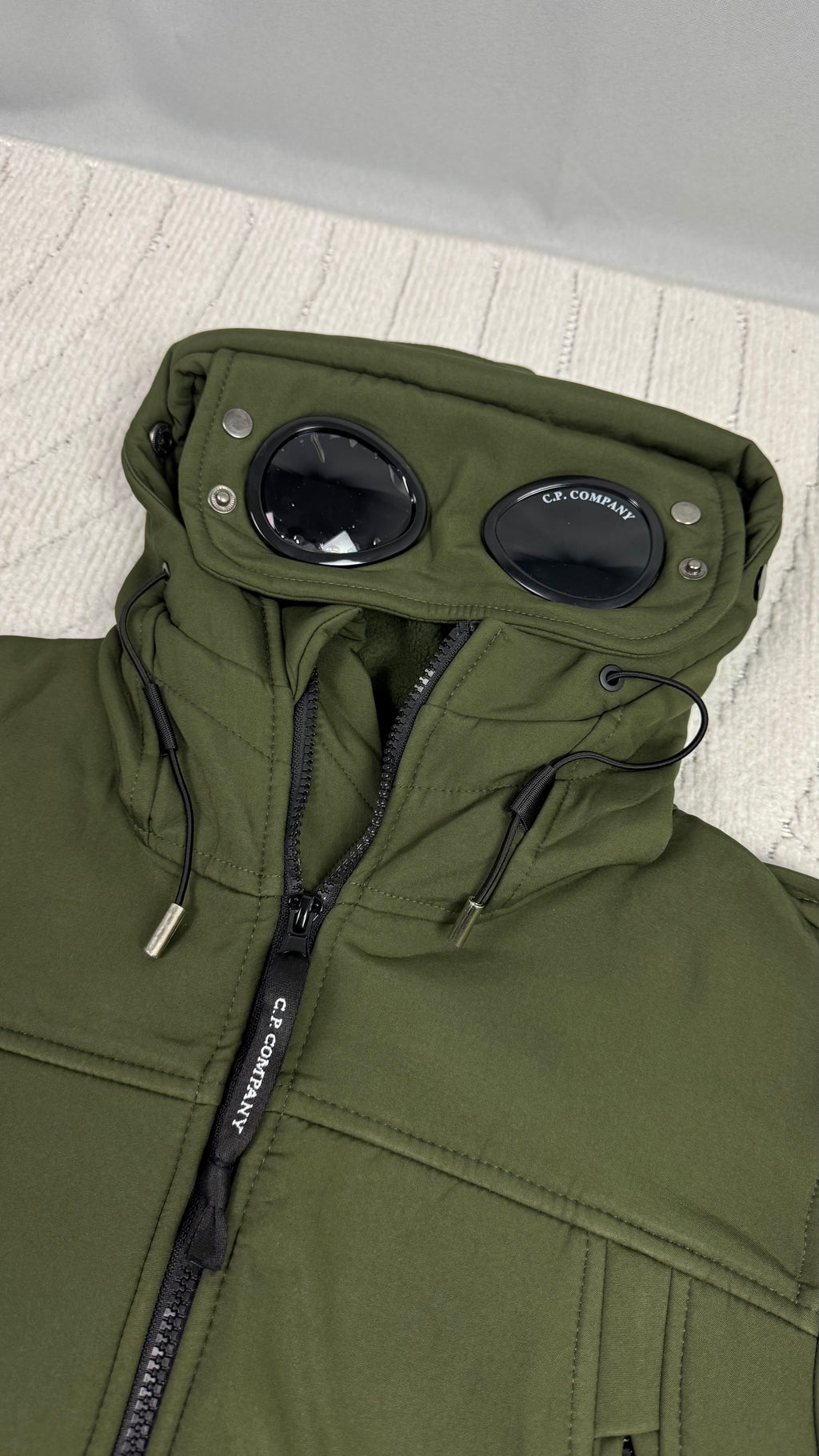 10. Veste CP à lunette softshell kaki
